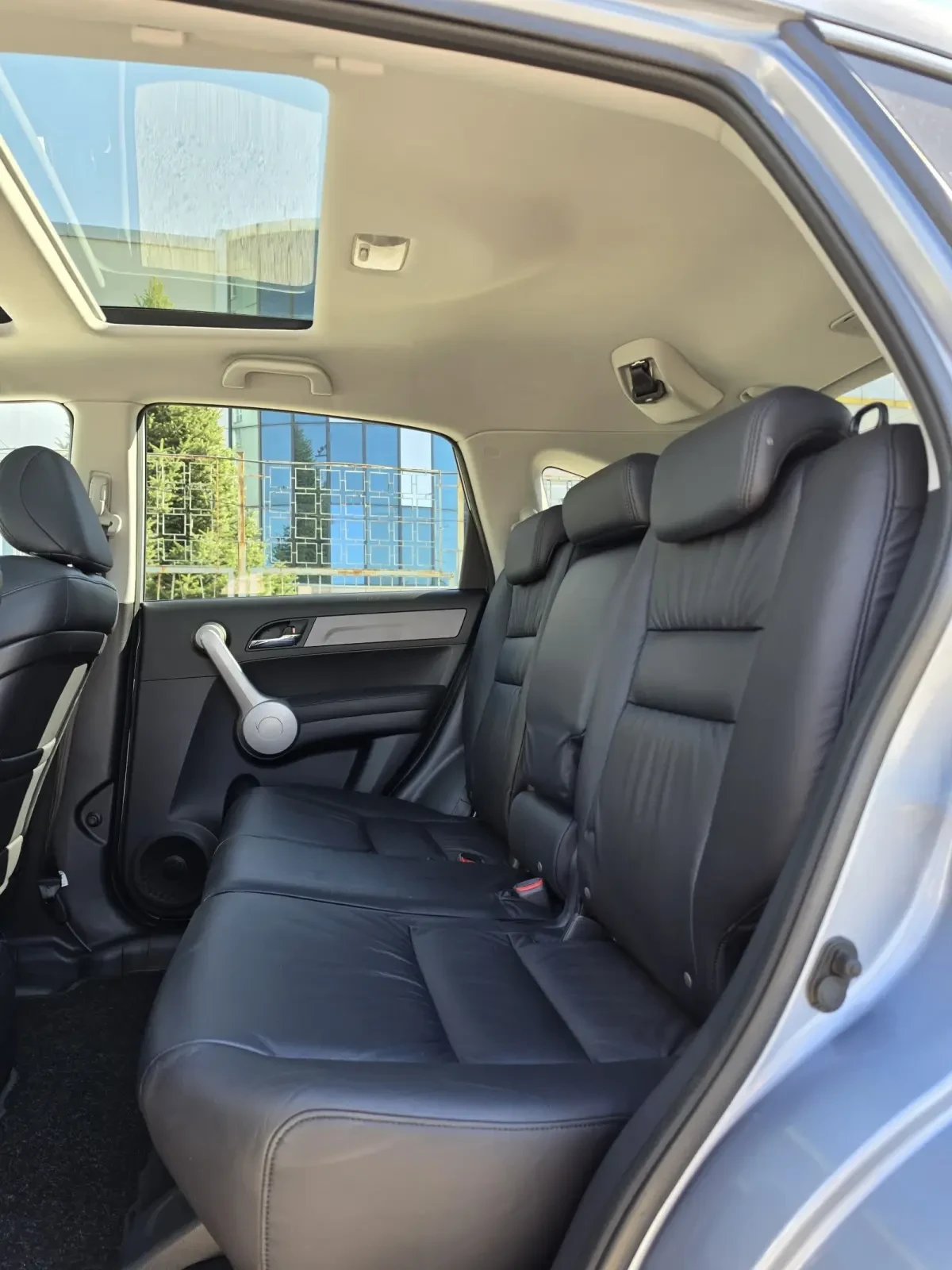Honda Cr-v 2.0i-VTEC 4x4 ����� ������� � �����, 154�.�� | Mobile.bg � ����������� 11