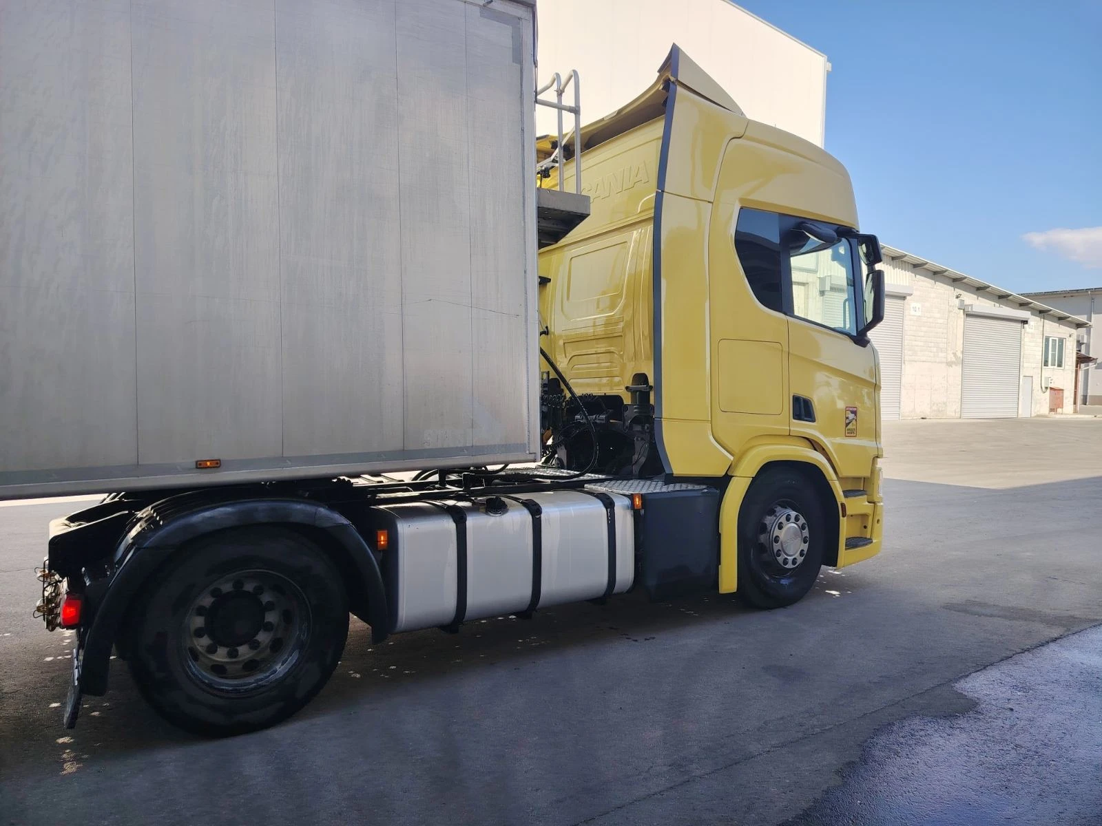 Scania R 410, снимка 2 - Камиони - 56370587
