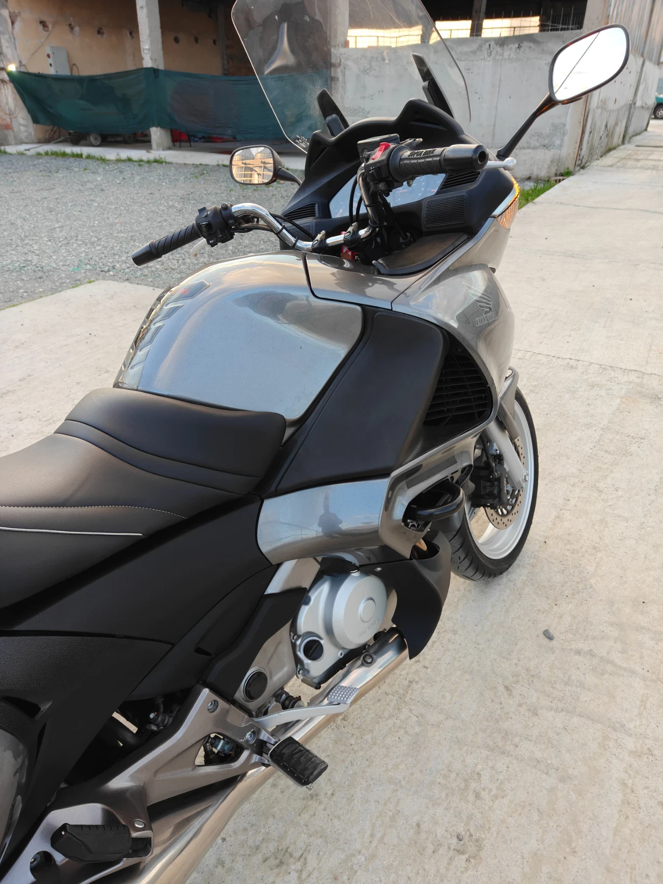 Honda Deauville ����� 700i | Mobile.bg � ����������� 3