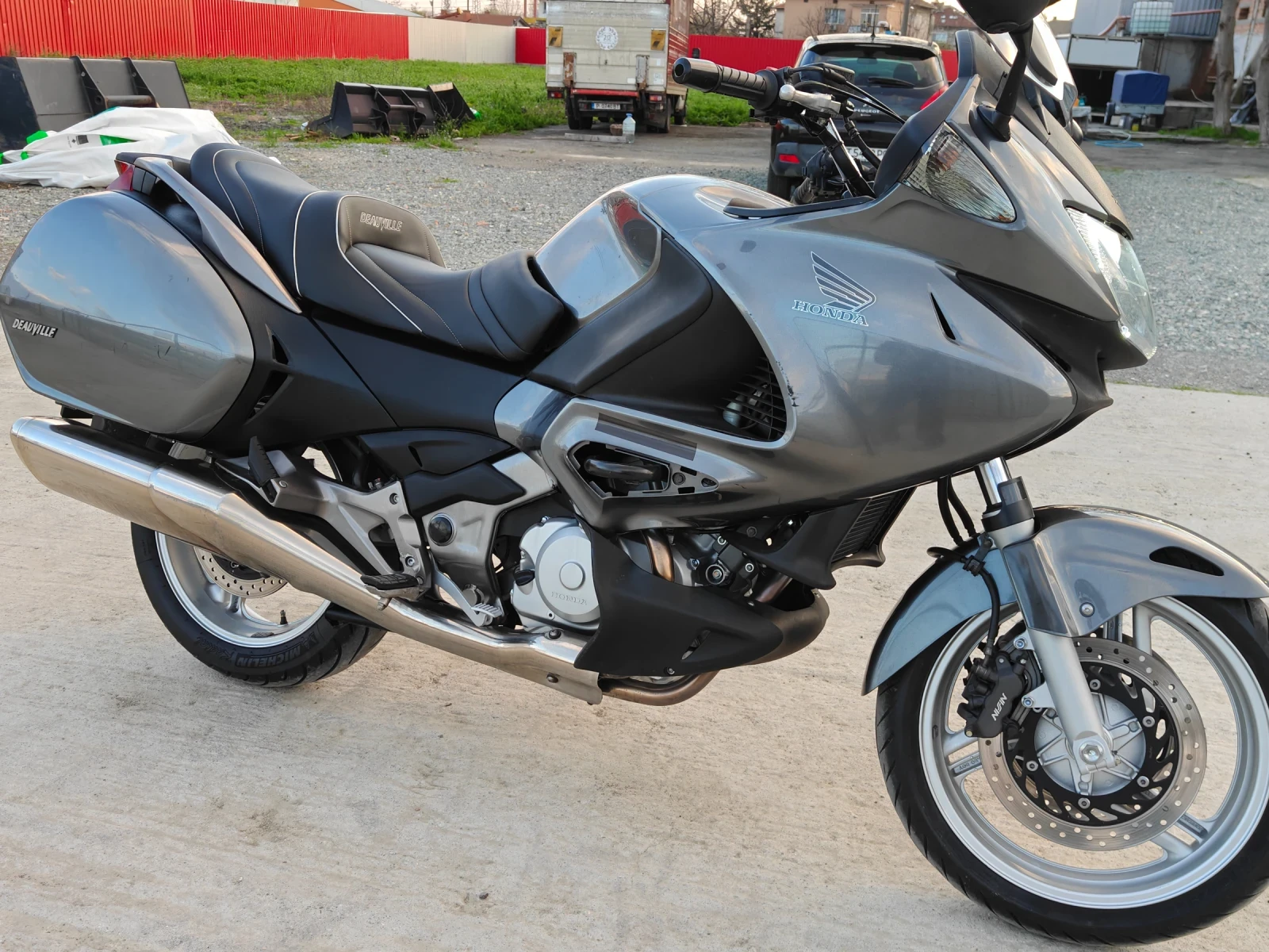 Honda Deauville ����� 700i | Mobile.bg � ����������� 17