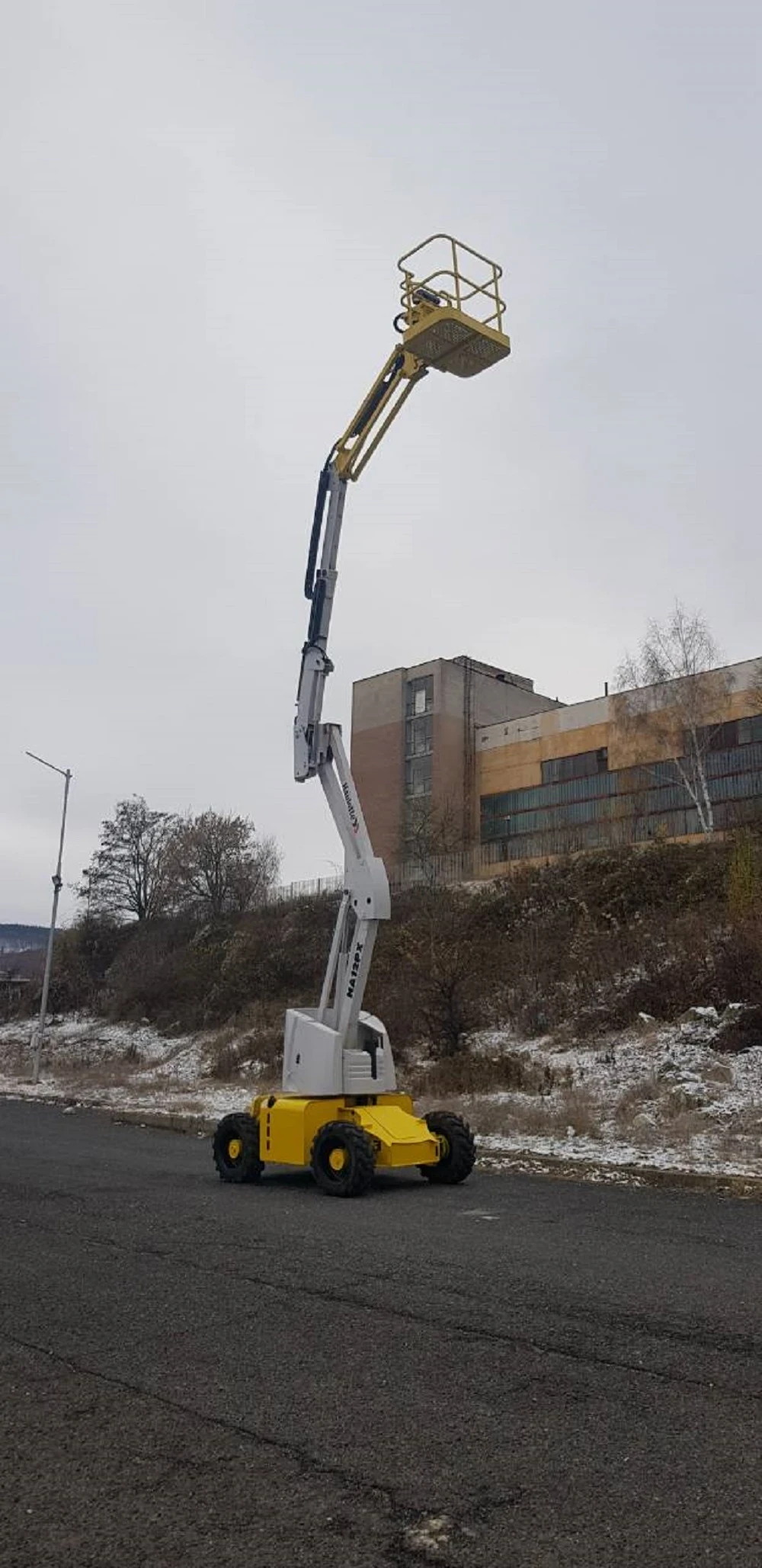 Автовишка Друга марка HAULOTTE HA 12 PX 4x4, снимка 8 - Индустриална техника - 53936112