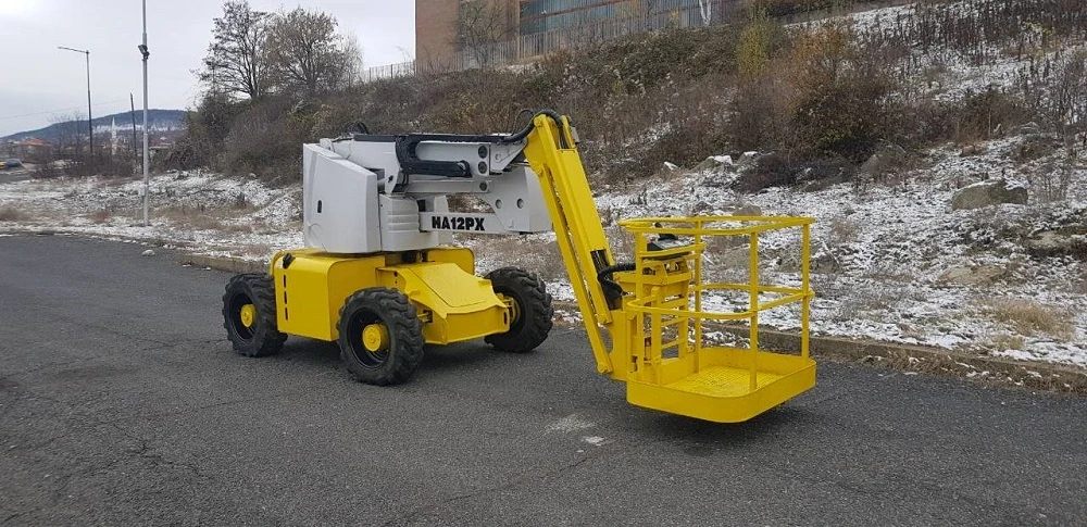 Автовишка Друга марка HAULOTTE HA 12 PX 4x4, снимка 3 - Индустриална техника - 53936112