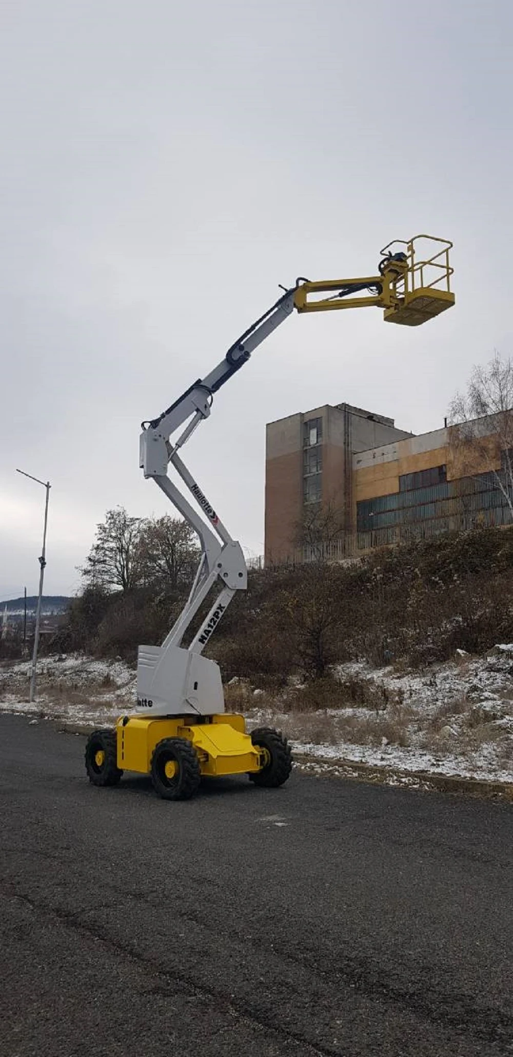 Автовишка Друга марка HAULOTTE HA 12 PX 4x4, снимка 9 - Индустриална техника - 53936112