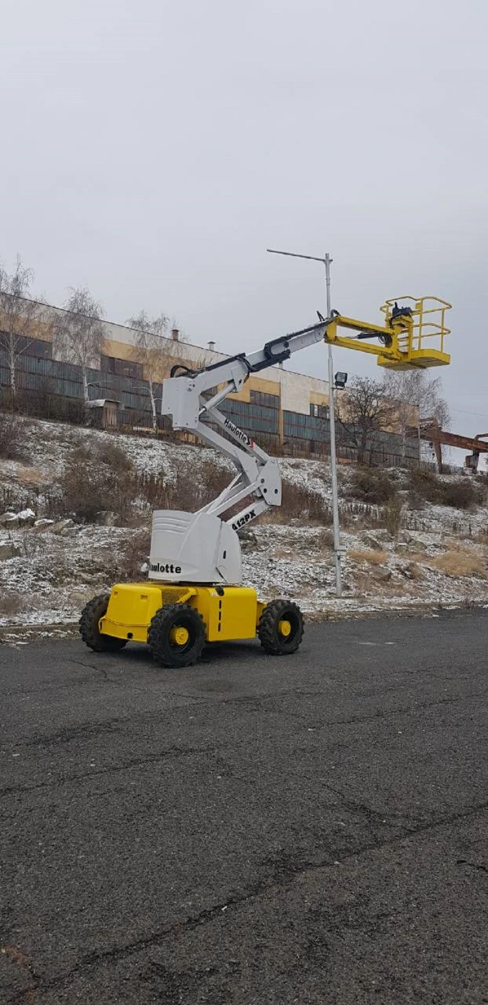 Автовишка Друга марка HAULOTTE HA 12 PX 4x4, снимка 4 - Индустриална техника - 53936112