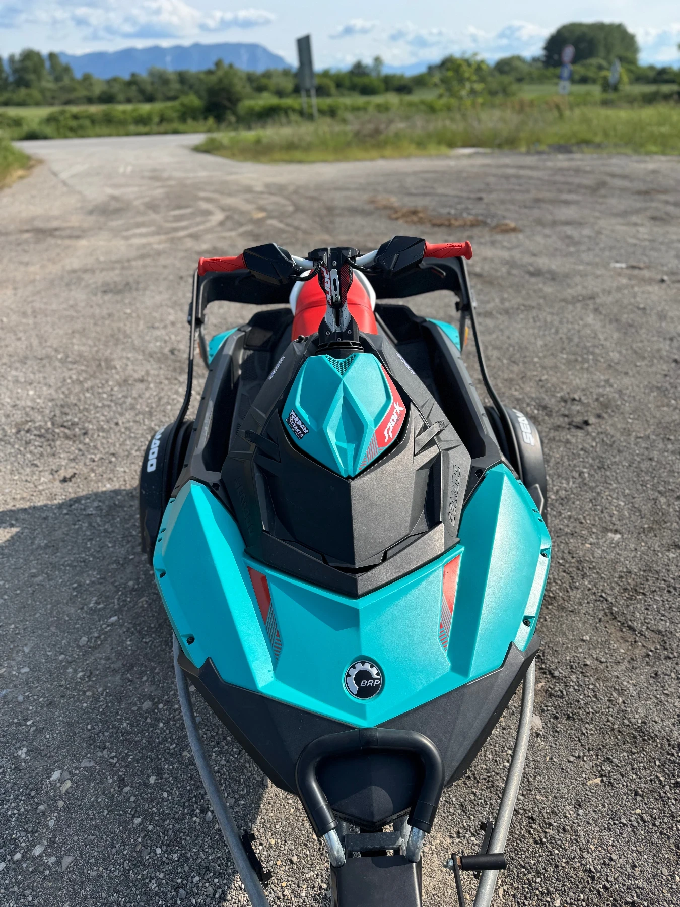 Джет Bombardier Sea Doo Spark Trixx 2up - изображение 2