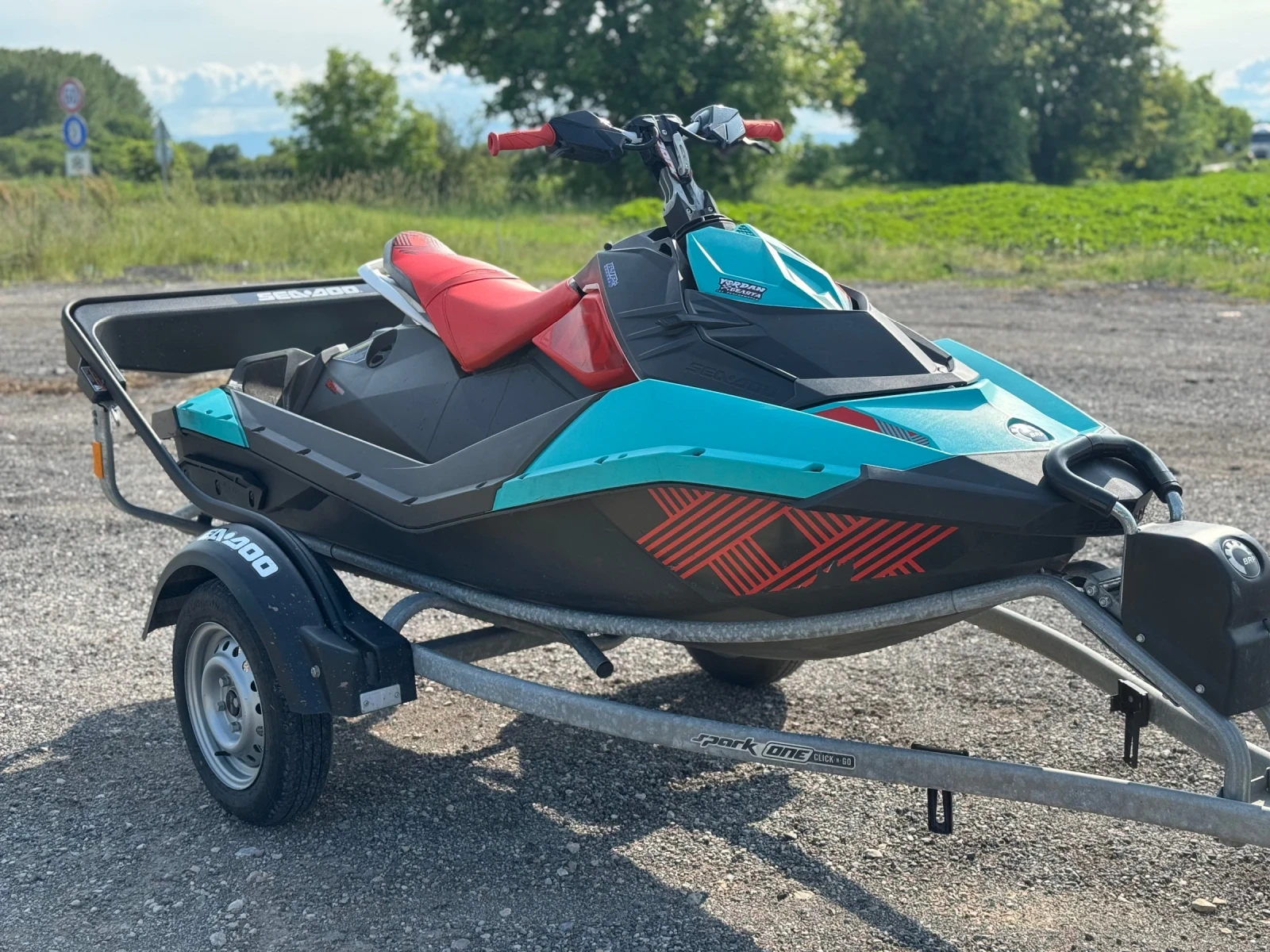 Джет Bombardier Sea Doo Spark Trixx 2up - изображение 3