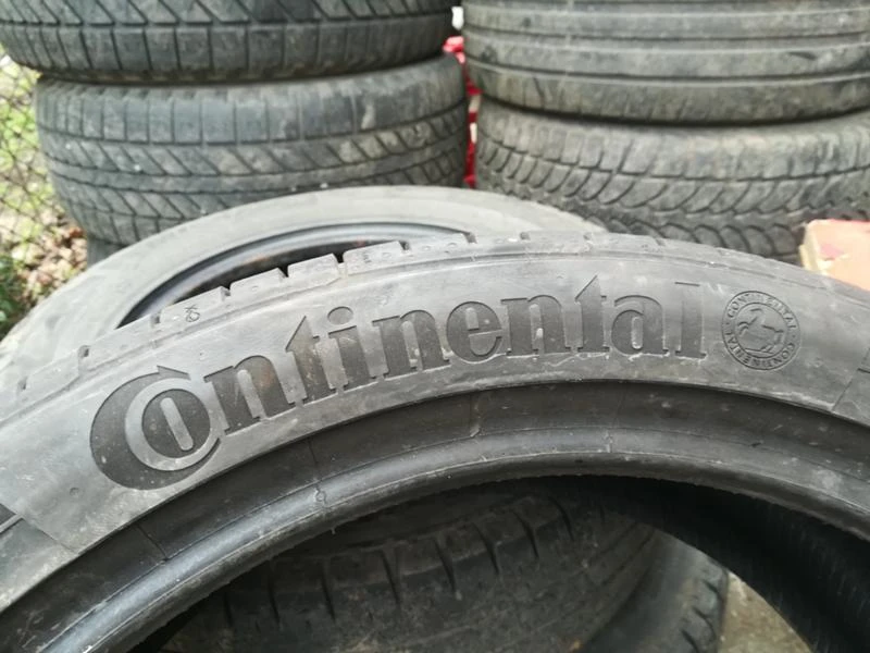 Гуми Летни 235/40R19, снимка 2 - Гуми и джанти - 20441483