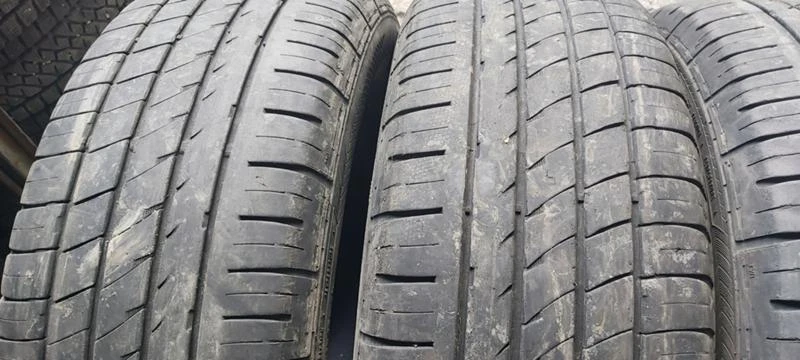 Гуми Летни 245/65R17, снимка 2 - Гуми и джанти - 35136804