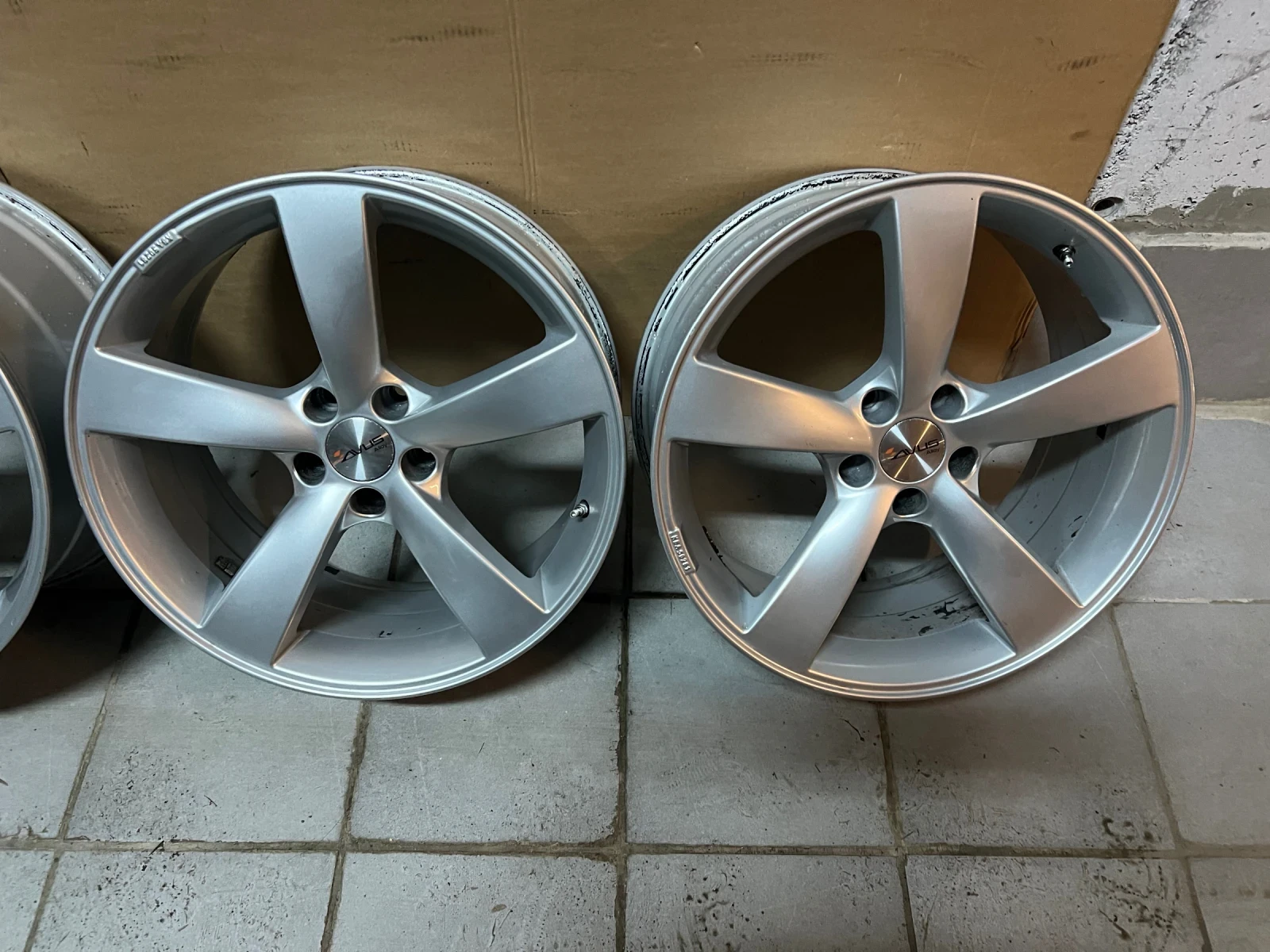 ������ | Mobile.bg � ����������� 3