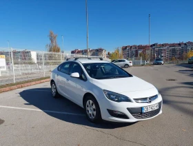 Opel Astra, снимка 1