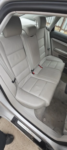 Audi A6 Ц6, снимка 11
