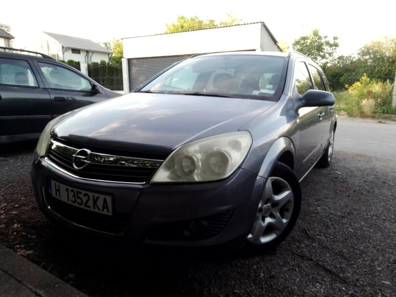 Opel Astra, снимка 1 - Автомобили и джипове - 46741690