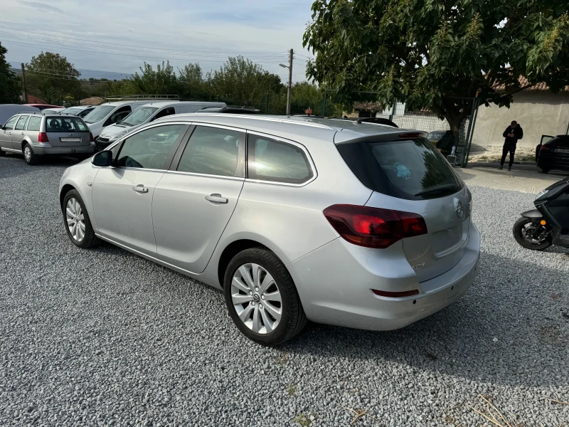 Opel Astra 1.7 CDTI, снимка 6 - Автомобили и джипове - 47302499