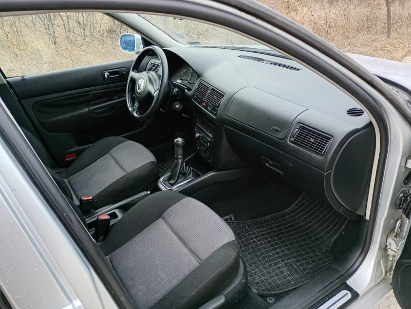 VW Golf 4, снимка 8 - Автомобили и джипове - 47942959