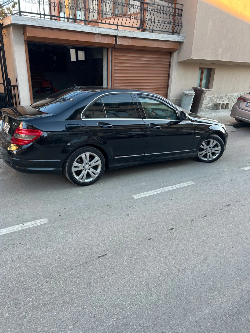 Mercedes-Benz C 220 AAVANGARD, снимка 1 - Автомобили и джипове - 47992169