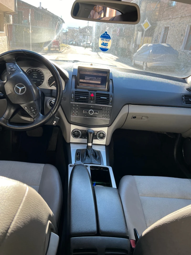 Mercedes-Benz C 220 AAVANGARD, снимка 8 - Автомобили и джипове - 47992169