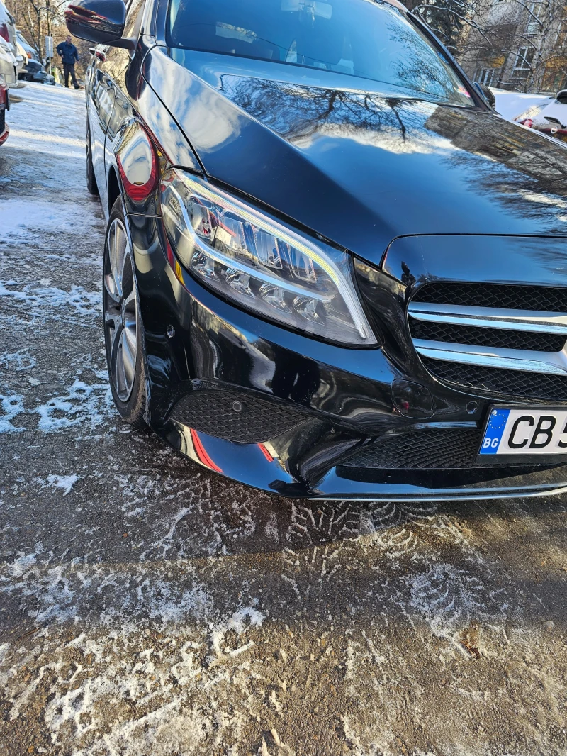 Mercedes-Benz C 180 19 000км NOV, снимка 2 - Автомобили и джипове - 48693766