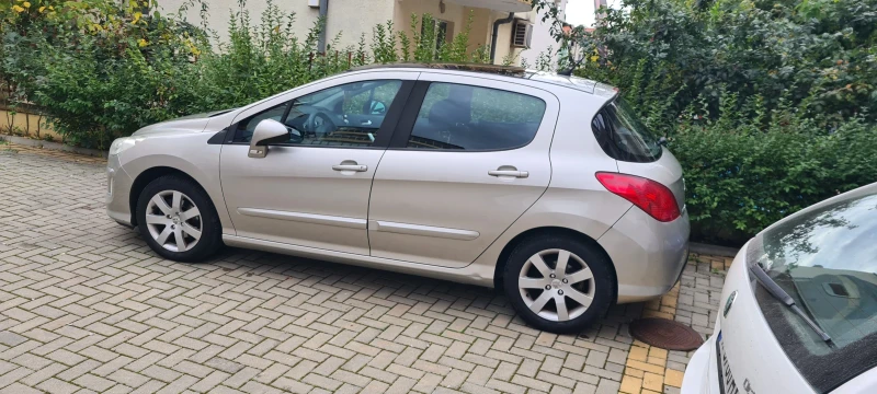 Peugeot 308, снимка 1 - Автомобили и джипове - 48729765