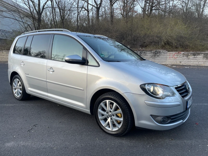 VW Touran Freestyle 1.9TDI, снимка 2 - Автомобили и джипове - 49588560