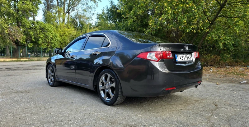 Honda Accord //2.0//2009г.//, снимка 6 - Автомобили и джипове - 52738269