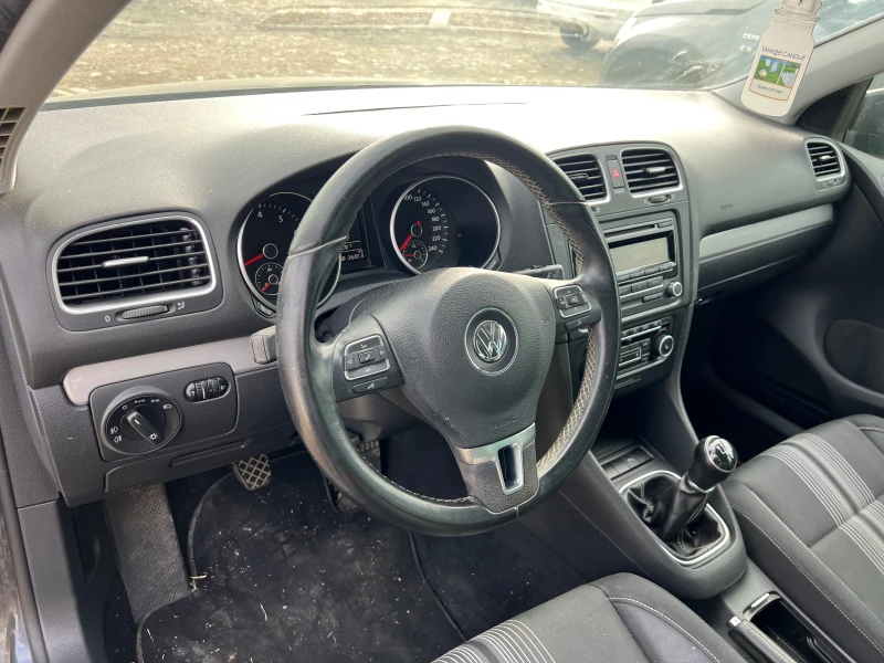 VW Golf 1.2, снимка 10 - Автомобили и джипове - 52054144