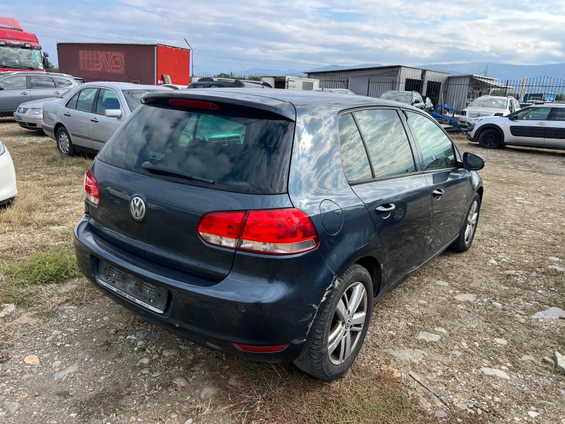 VW Golf 1.2, снимка 5 - Автомобили и джипове - 52054144