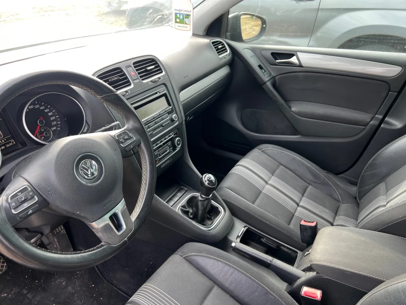 VW Golf 1.2, снимка 11 - Автомобили и джипове - 52054144