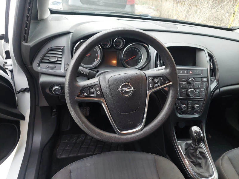 Opel Astra, снимка 8 - Автомобили и джипове - 52595746
