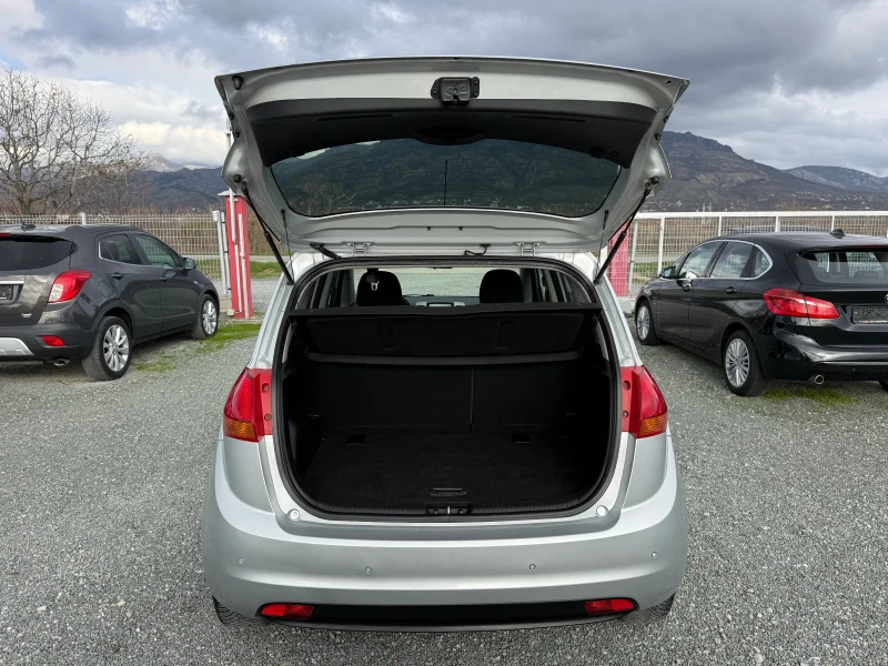 Kia Venga (KATO НОВА), снимка 13 - Автомобили и джипове - 52660860