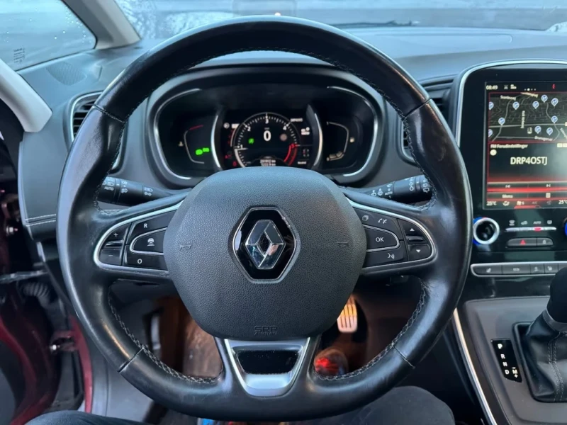 Renault Scenic 1.6dci 160ps Bose Edition, снимка 15 - Автомобили и джипове - 52800194