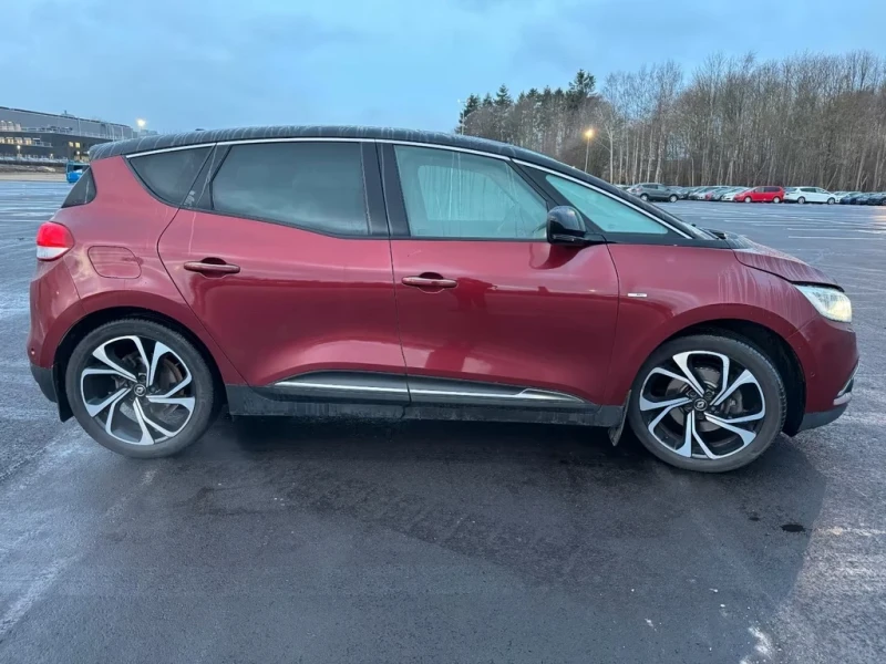 Renault Scenic 1.6dci 160ps Bose Edition, снимка 4 - Автомобили и джипове - 52800194
