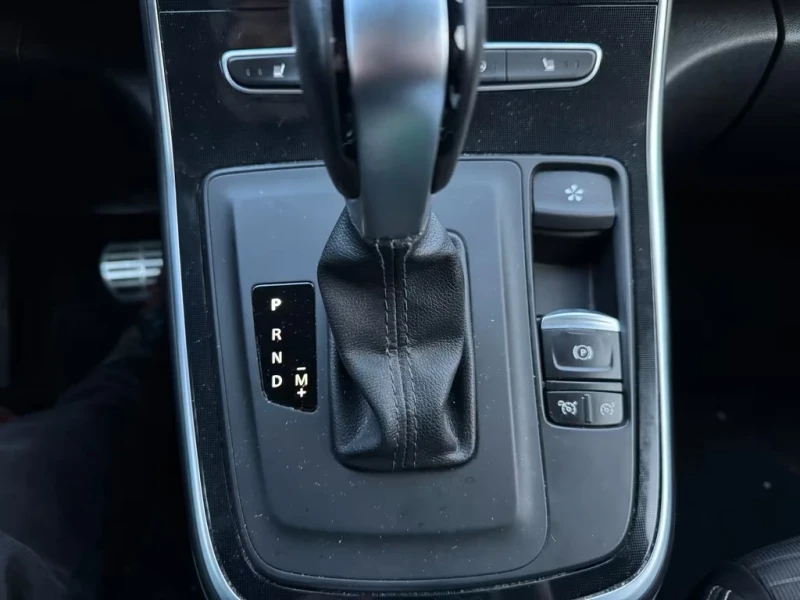 Renault Scenic 1.6dci 160ps Bose Edition, снимка 16 - Автомобили и джипове - 52800194