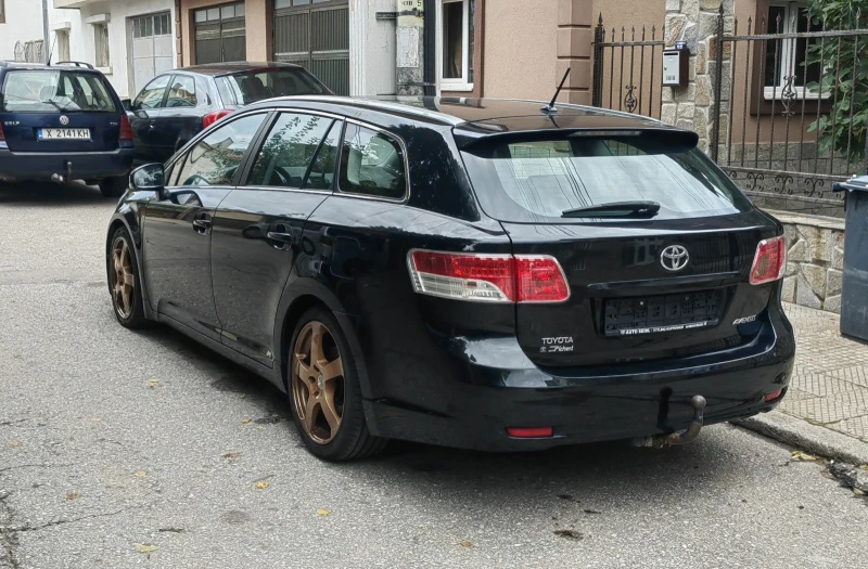 Toyota Avensis 2.2 D4D* 150* 257 хил реални км, снимка 2 - Автомобили и джипове - 52886402