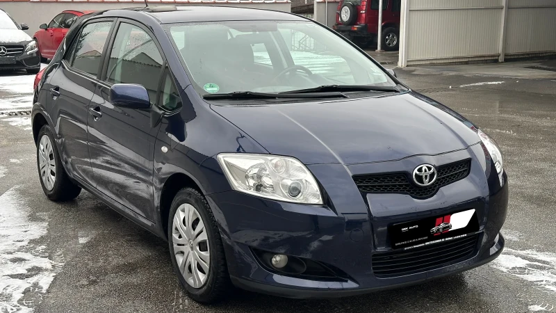 Toyota Auris, снимка 3 - Автомобили и джипове - 53188367