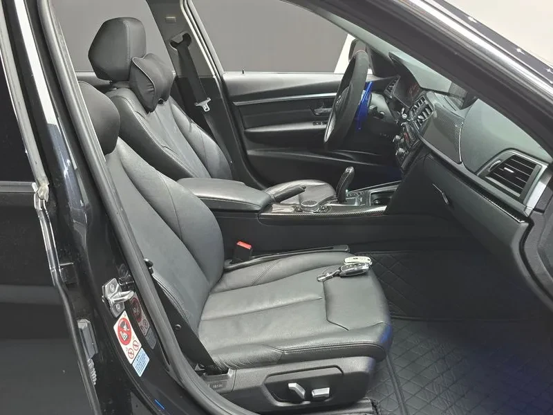 BMW 320 d, снимка 10 - Автомобили и джипове - 54592557