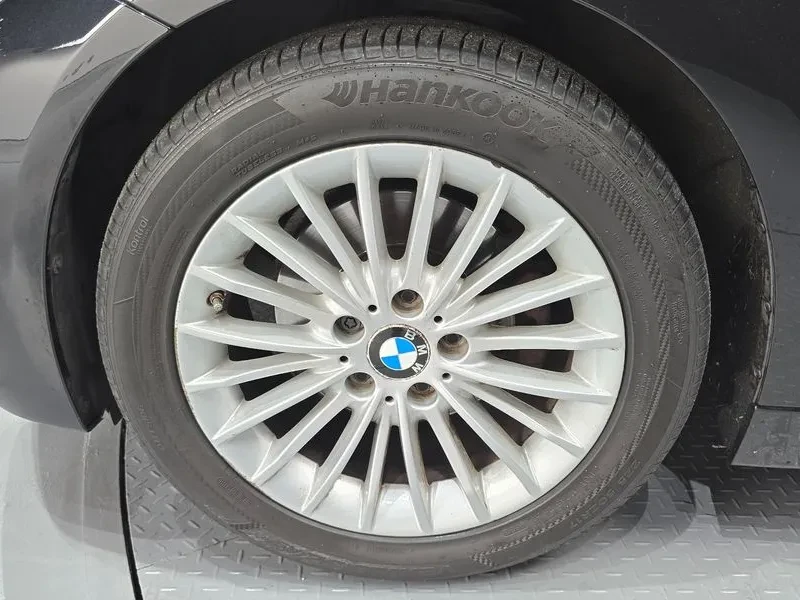BMW 320 d, снимка 5 - Автомобили и джипове - 54592557