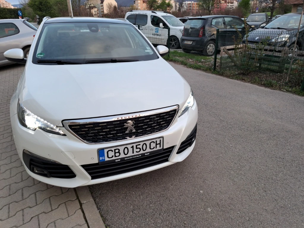 Peugeot 308 1.5 131к.с. - изображение 2