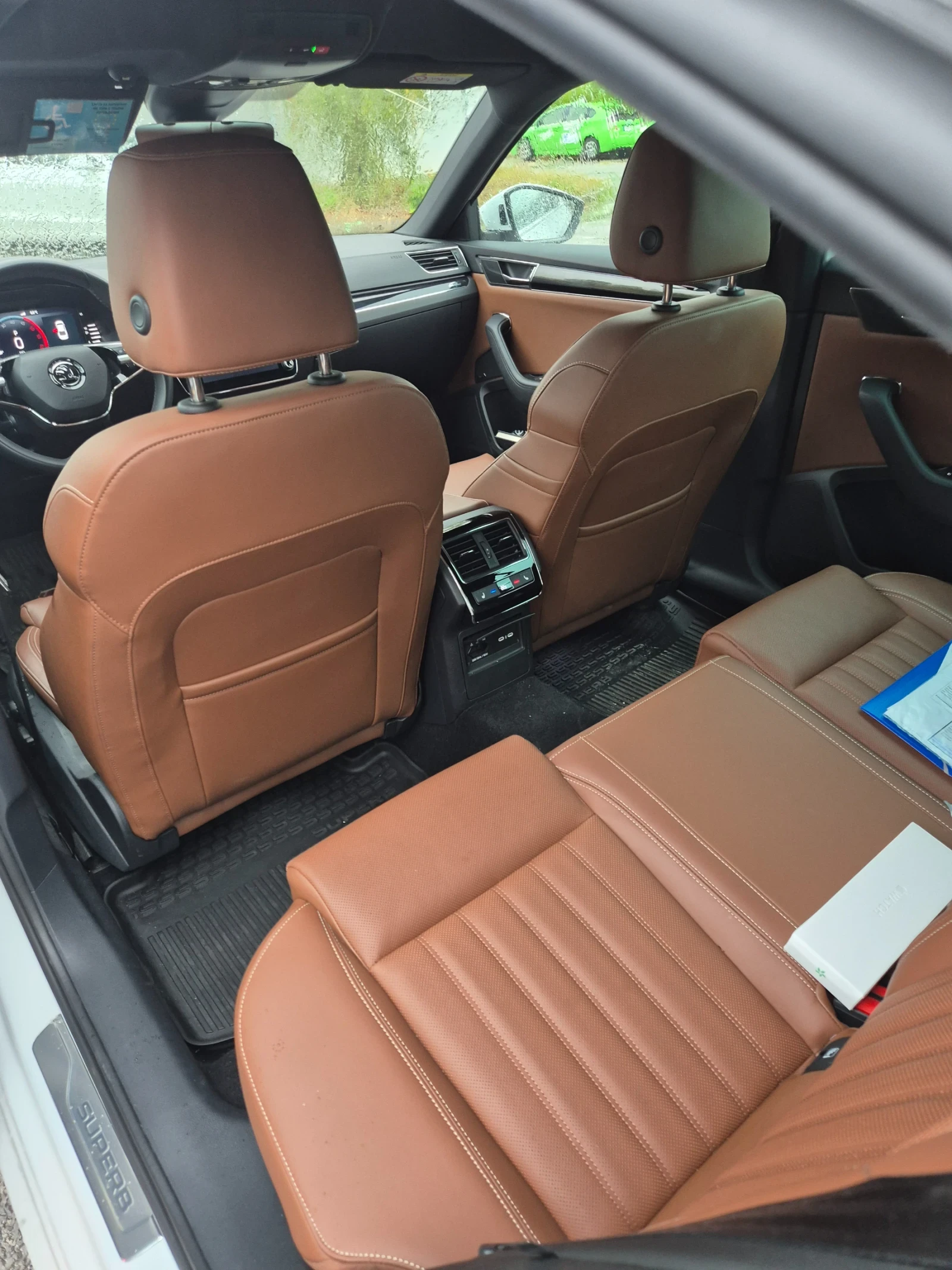 Skoda Superb L&K 4x4 200kc Auto * Гаранция*  - изображение 7