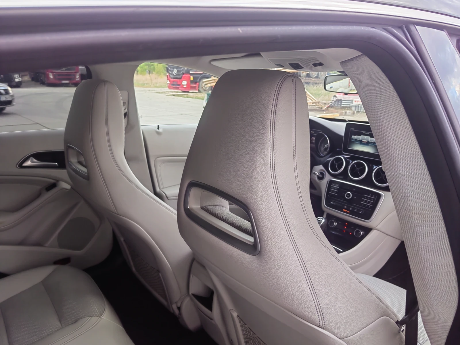 Mercedes-Benz CLA 200 | Mobile.bg � ����������� 12