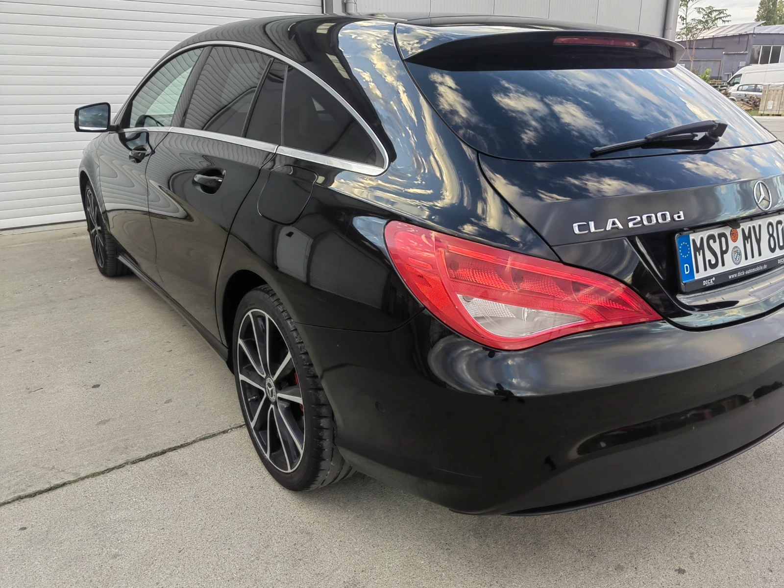 Mercedes-Benz CLA 200  - изображение 8