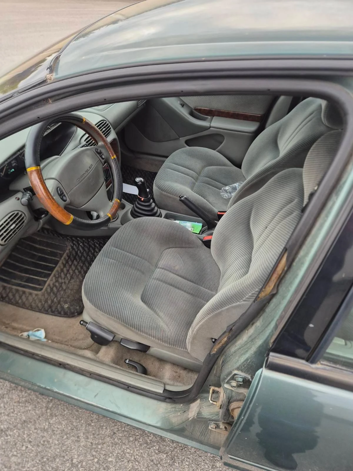 Chrysler Stratus 2.0  | Mobile.bg — изображение 11