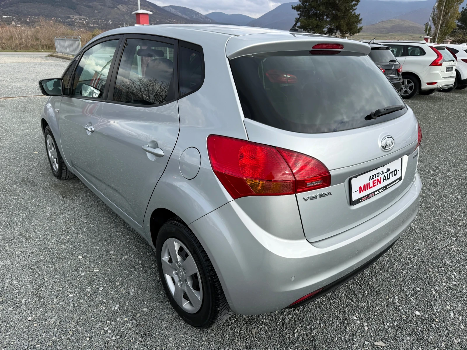 Kia Venga (KATO НОВА) - изображение 8