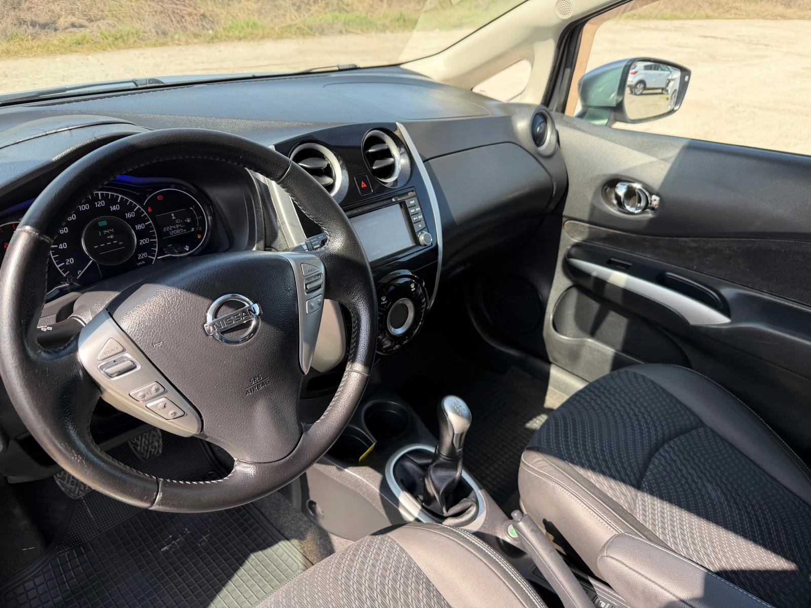 Nissan Note 1.5 DCI, снимка 11 - Автомобили и джипове - 53825457