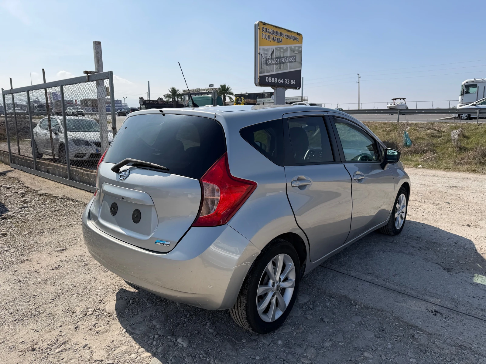 Nissan Note 1.5 DCI, снимка 5 - Автомобили и джипове - 53825457