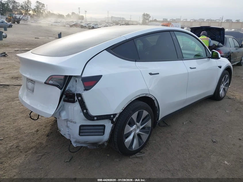 Tesla Model Y LONG RANGE DUAL MOTOR AWD | ЦЕНА ДО БЪЛГАРИЯ | , снимка 4 - Автомобили и джипове - 53845287