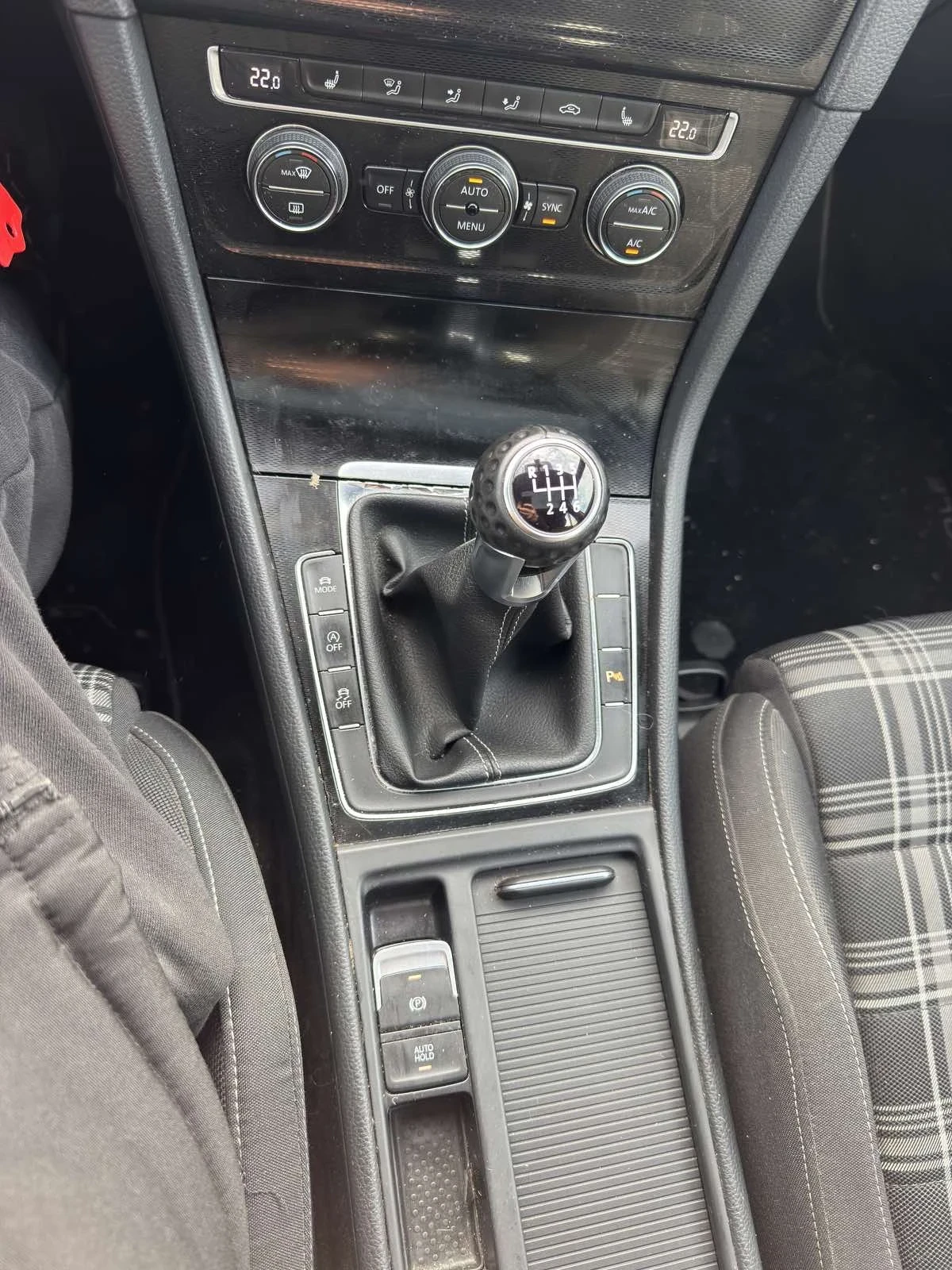 VW Golf GTD PANORAMA, снимка 8 - Автомобили и джипове - 54009787