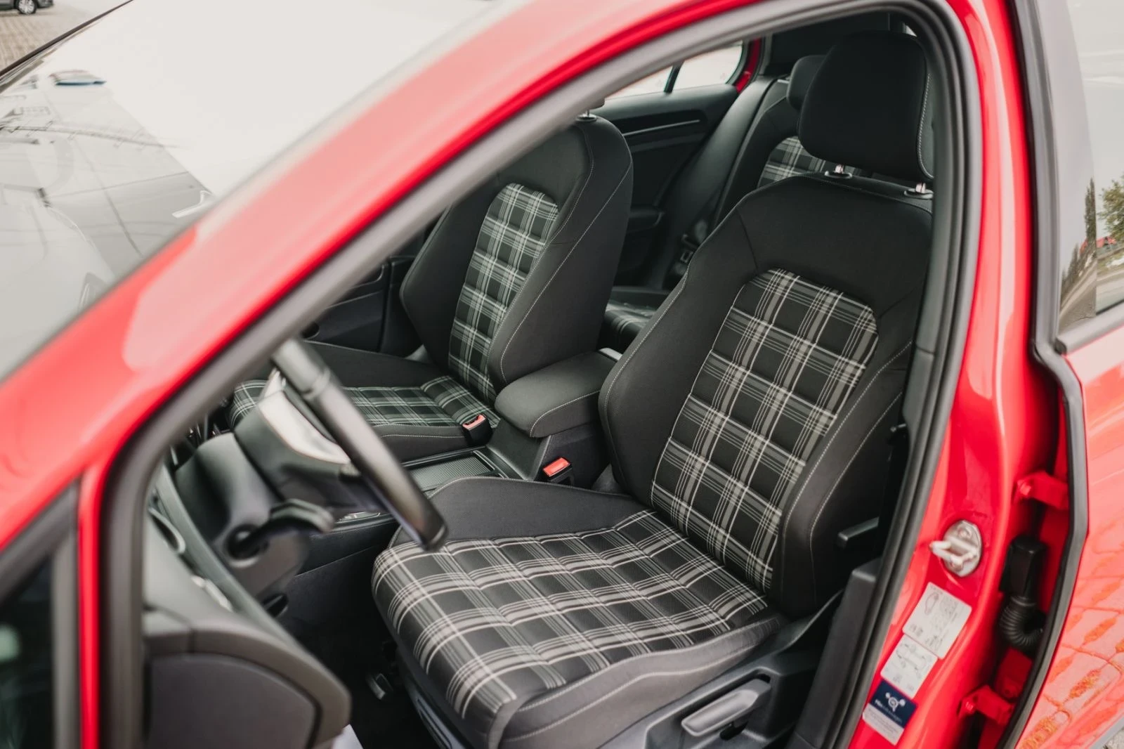 VW Golf GTD PANORAMA, снимка 10 - Автомобили и джипове - 54009787