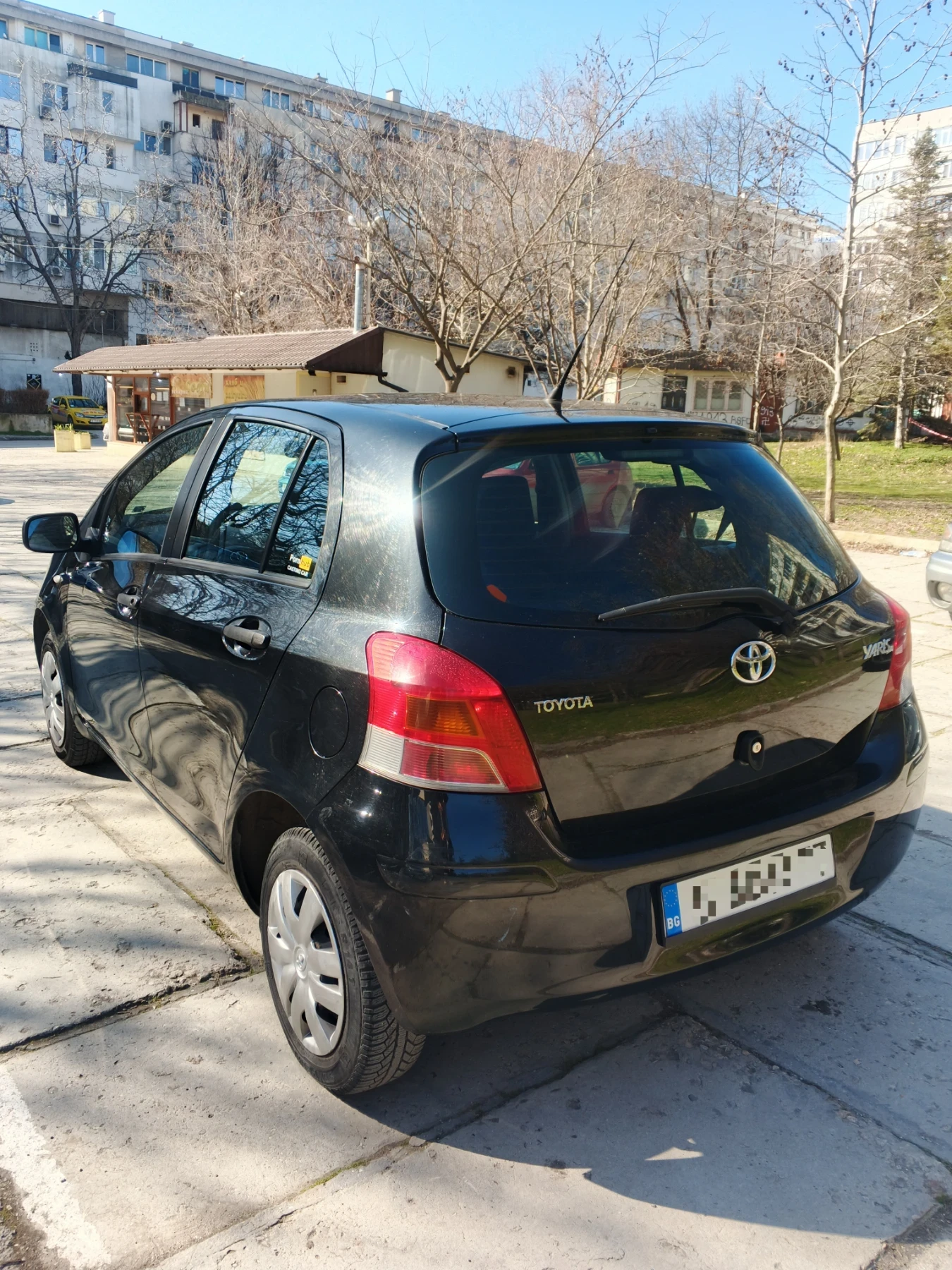 Toyota Yaris, снимка 4 - Автомобили и джипове - 54151603