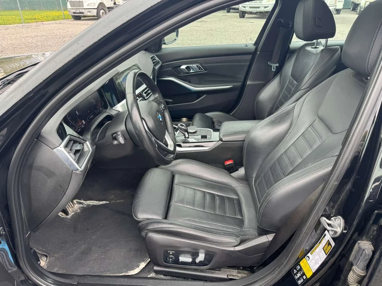 BMW 330 I xDrive * ПОДГРЕВИ* ПАНОРАМА* , снимка 5 - Автомобили и джипове - 54434836