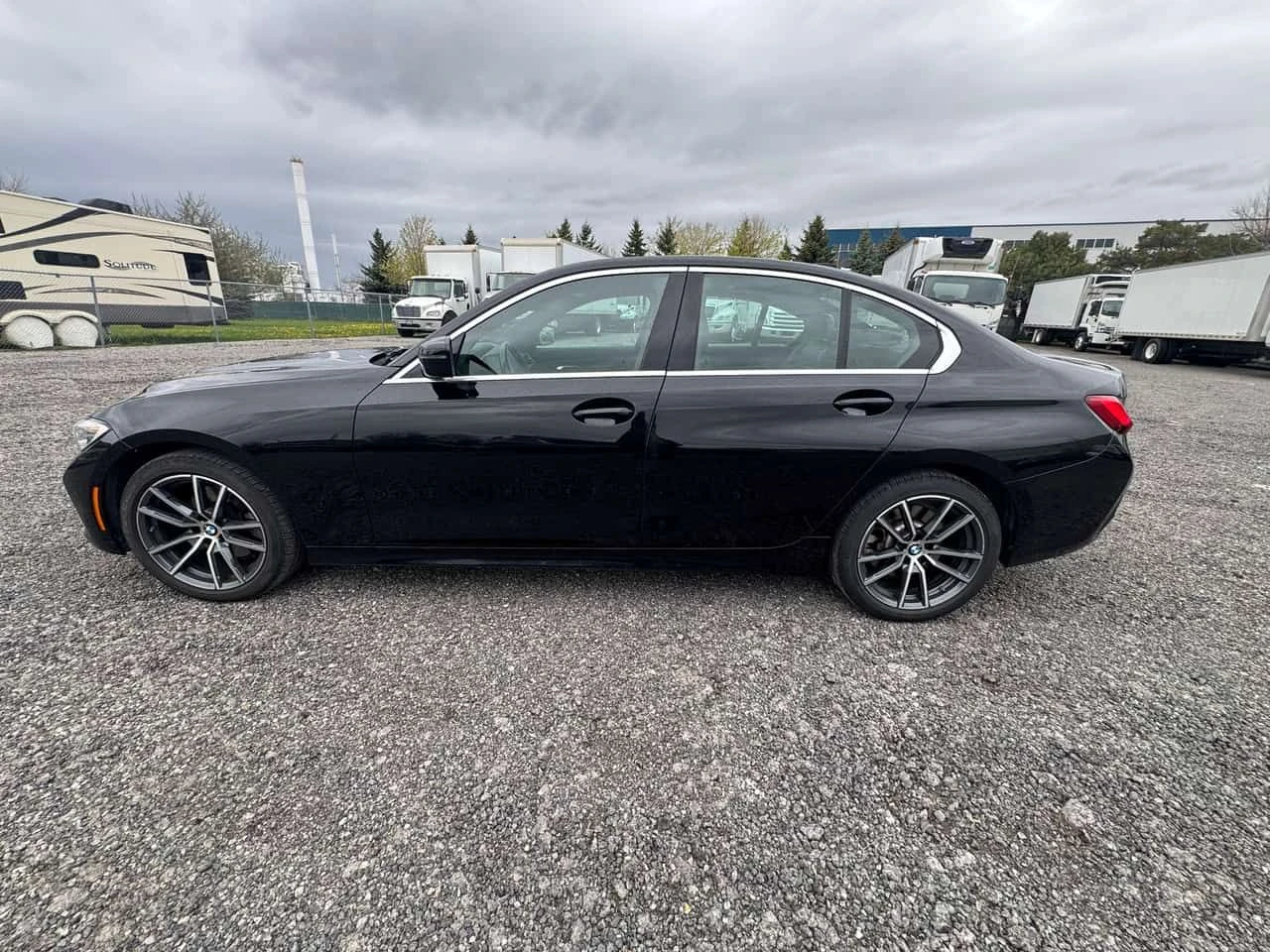 BMW 330 I xDrive * ПОДГРЕВИ* ПАНОРАМА* , снимка 2 - Автомобили и джипове - 54434836